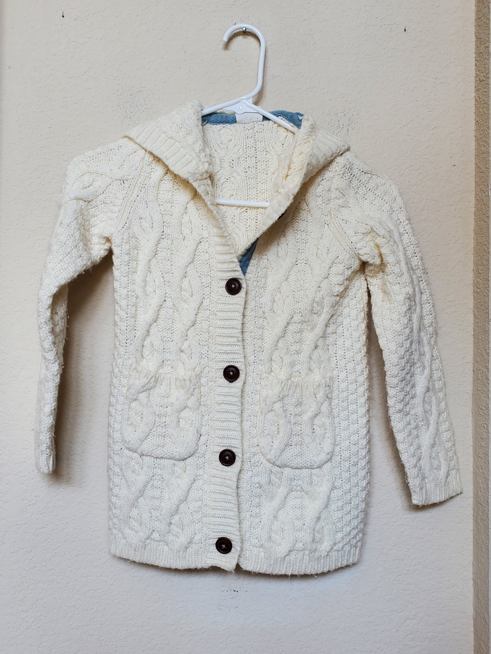 Mini Boden Cream Cable Knit Hooded Cardigan Sweater.  Size 7-8 yrs